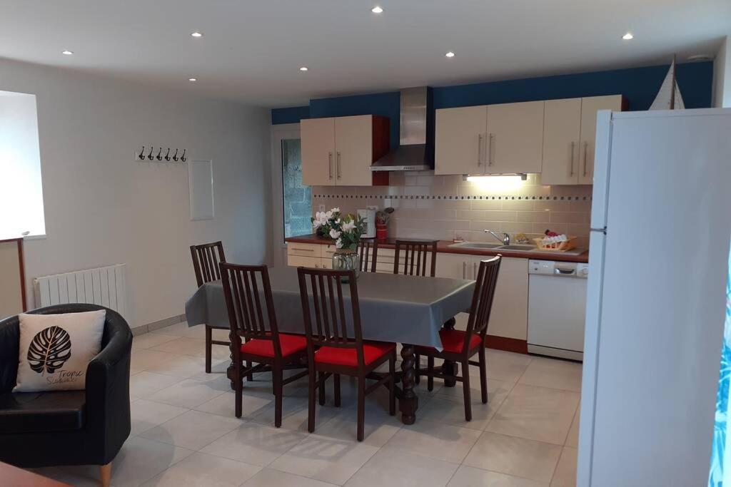 Appartement 4 Pers Dans Longere A 800M De La Plage Plouhinec  ภายนอก รูปภาพ